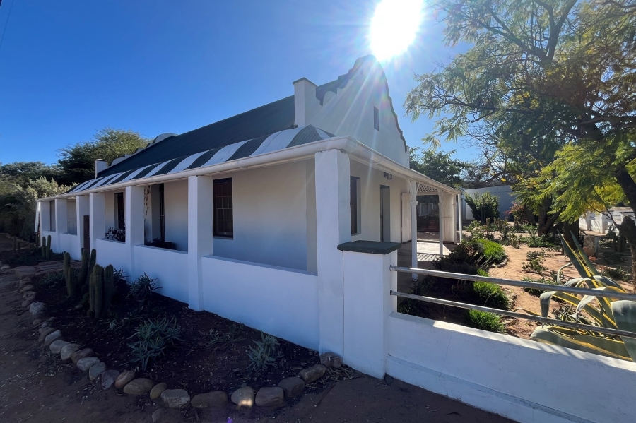 4 Bedroom Property for Sale in Steytlerville Eastern Cape